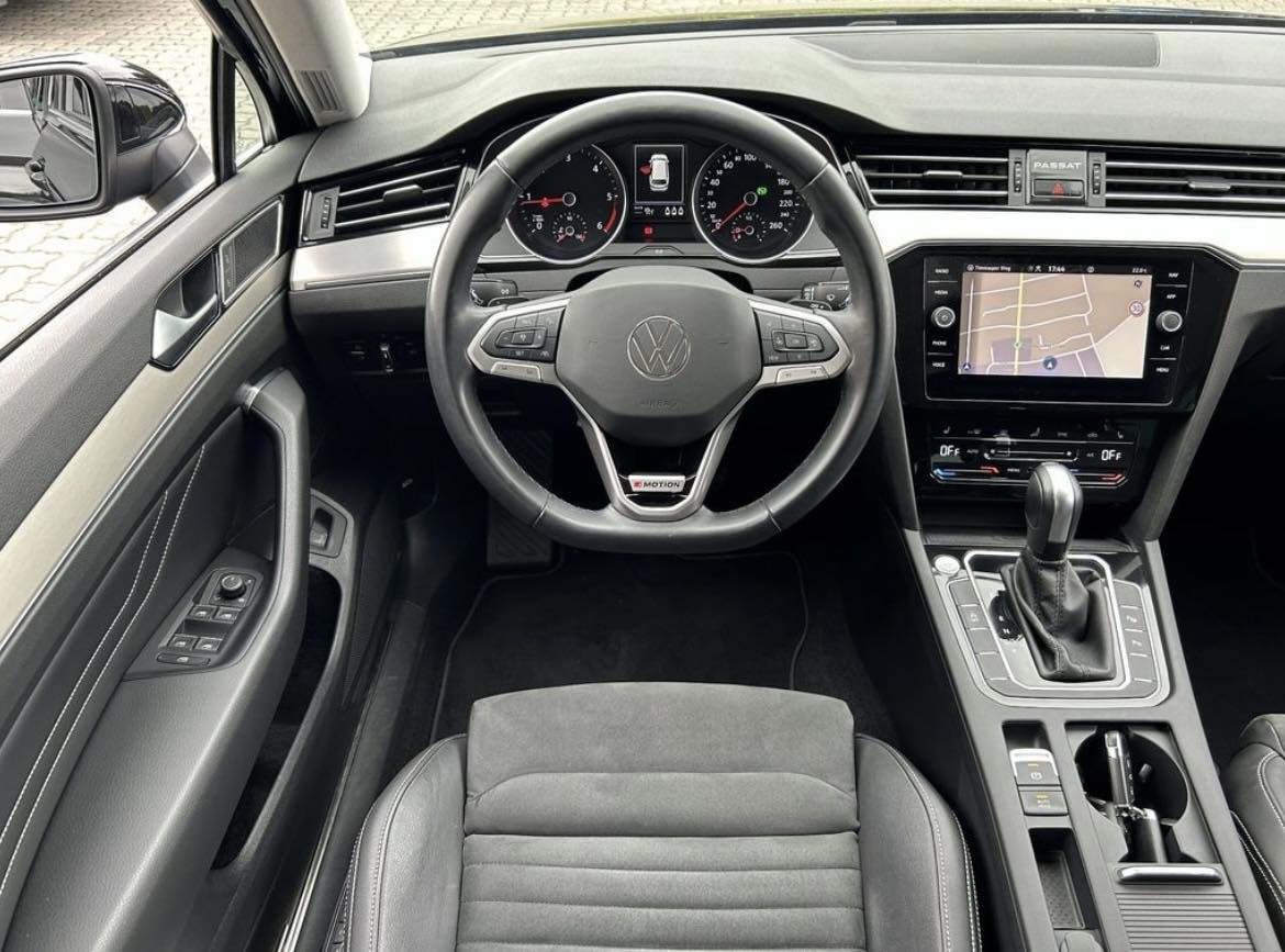 Volkswagen Passat Variant Elegance 4Motion Shz Matrix ACC – Image 7