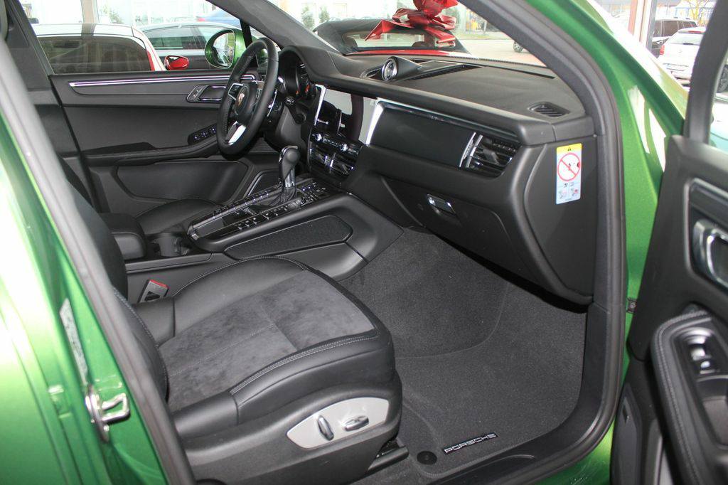 Porsche Macan Panorama/RCam/BOSE/Alcantara/Memory – Image 4