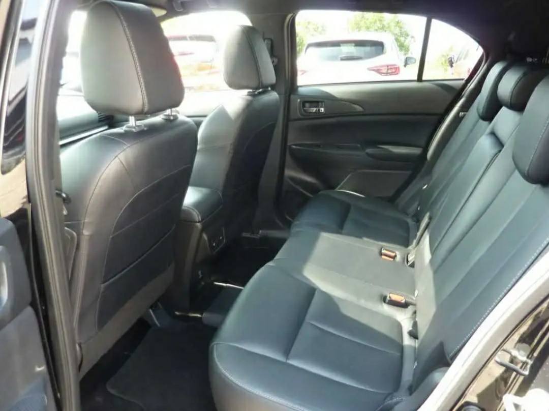 Mitsubishi Eclipse Cross PHEV TOP 2.4 4WD,Leder Blackpaket – Image 3