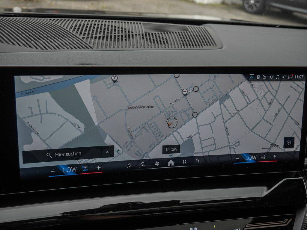 BMW 520i M-Sport PANO+AHK – Image 10