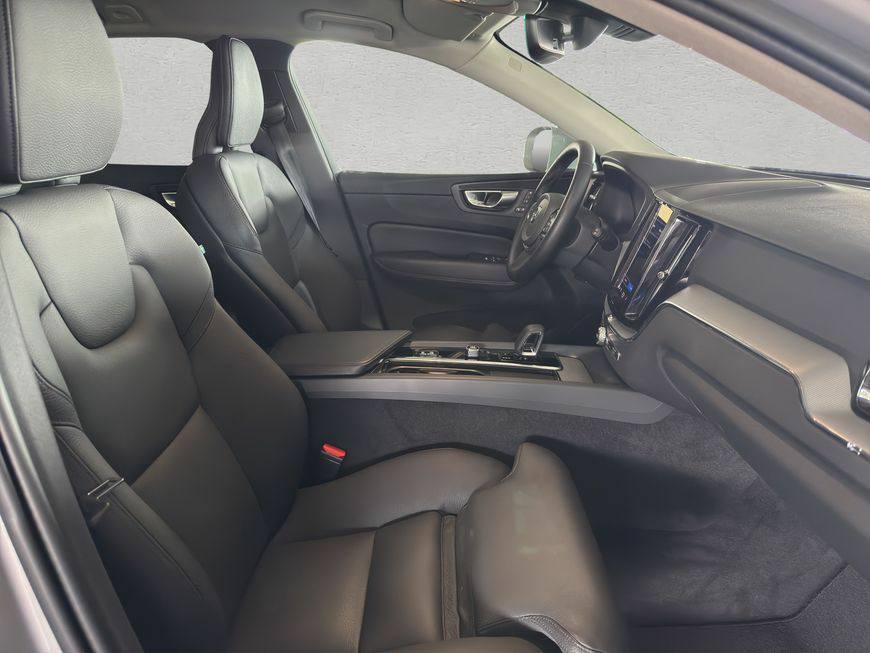 Volvo XC60 B4 D Core – Image 5