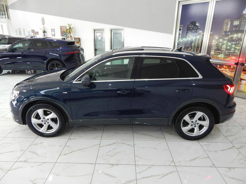 Audi Q3 35 2.0 TDI Business Advanced S-Tronic – Image 7
