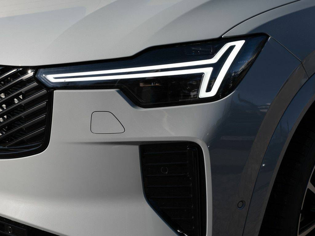 Volvo XC90 T8 Plus Dark Recharge AWD 7-PLACES FACEL – Image 18