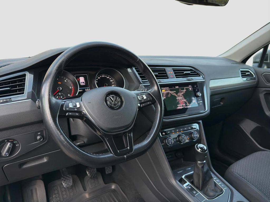 Volkswagen Tiguan Allspace – Image 9