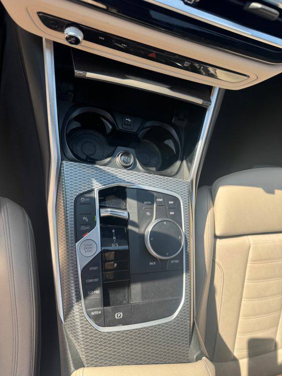 BMW 320i M Sport pro / Service inclusive – Image 9