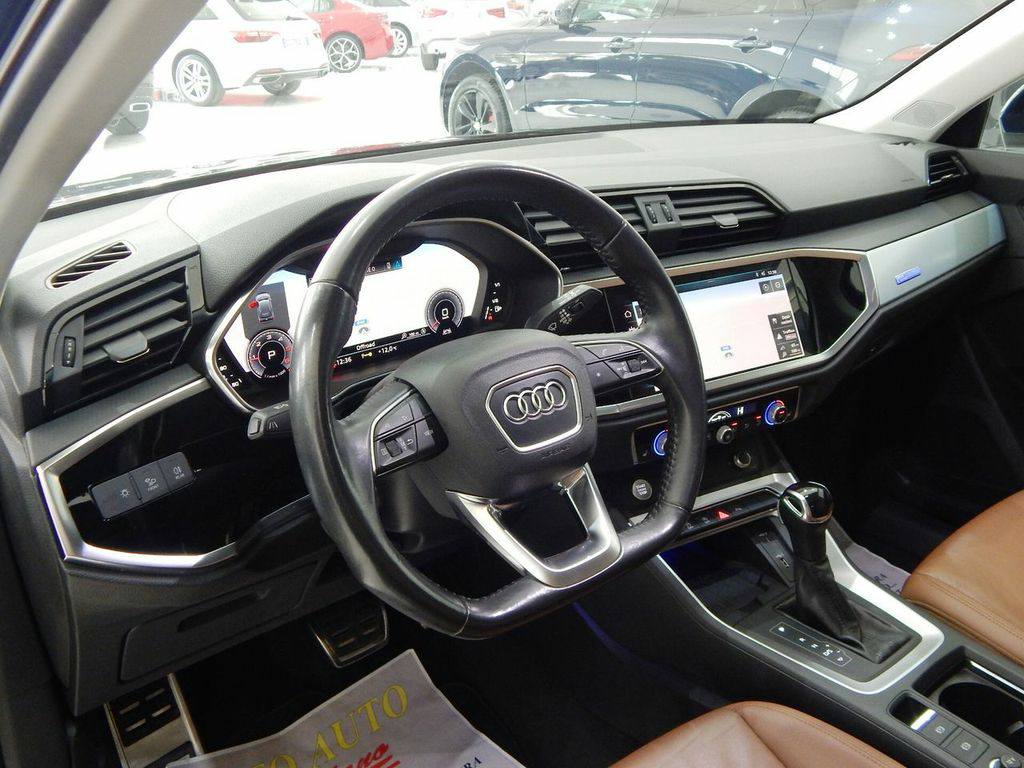 Audi Q3 35 2.0 TDI Business Advanced S-Tronic – Image 9