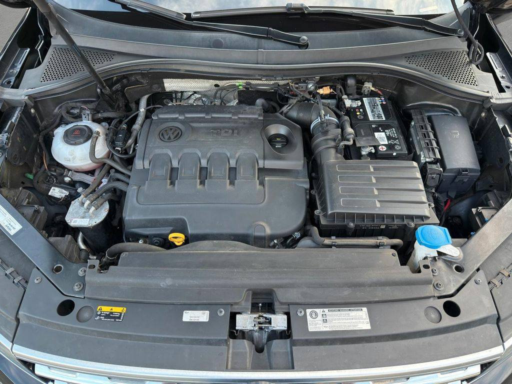 Volkswagen Tiguan Allspace – Image 13