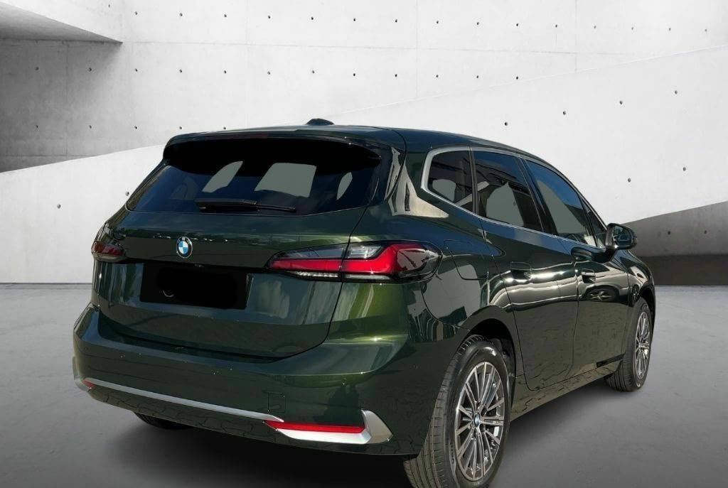 BMW 223 Active Tourer i xDrive LED Park-Assist HUD – Image 7