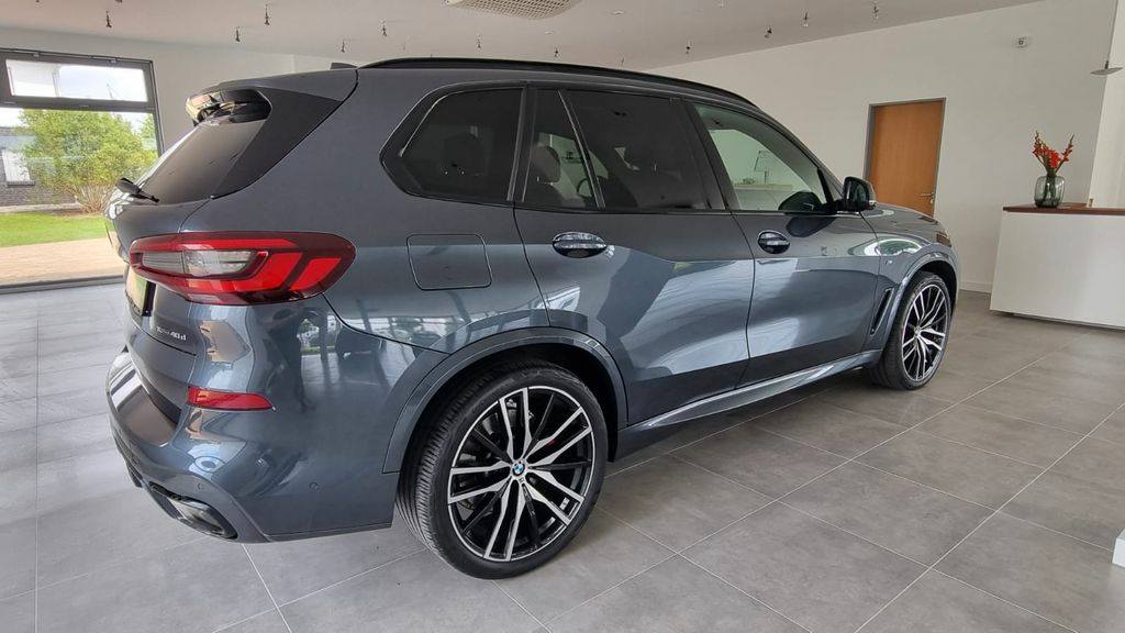 BMW X5 xDrive 40 d M Sport Laser/Luft/Pano/22 – Image 4