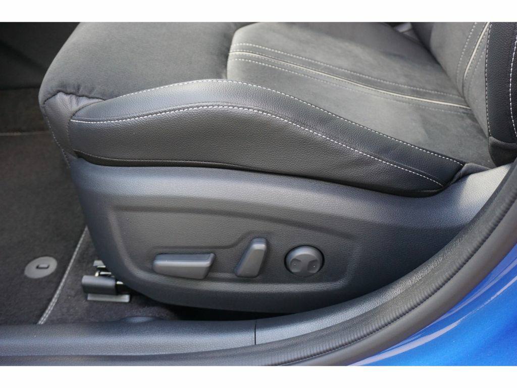 Kia Ceed_sw 1.5T 140 GT Line DCT7 AHK Navi LED ACC – Image 11