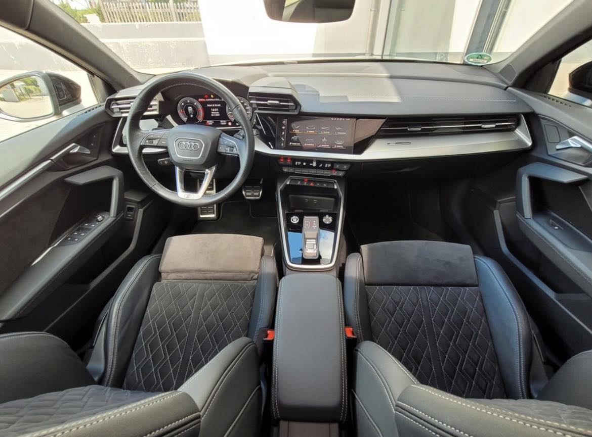 Audi A3 Sportback 35 TDI 2x S line Panorama 18" Black – Image 10