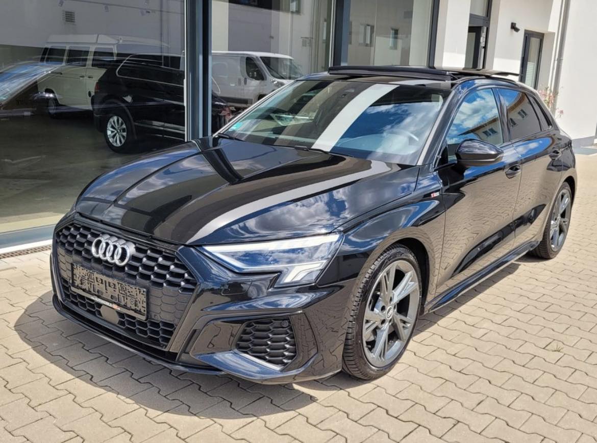 Audi A3 Sportback 35 TDI 2x S line Panorama 18" Black – Image 9