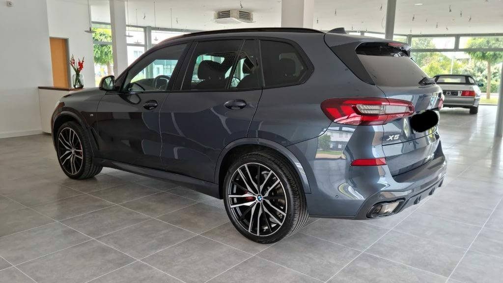 BMW X5 xDrive 40 d M Sport Laser/Luft/Pano/22 – Image 11