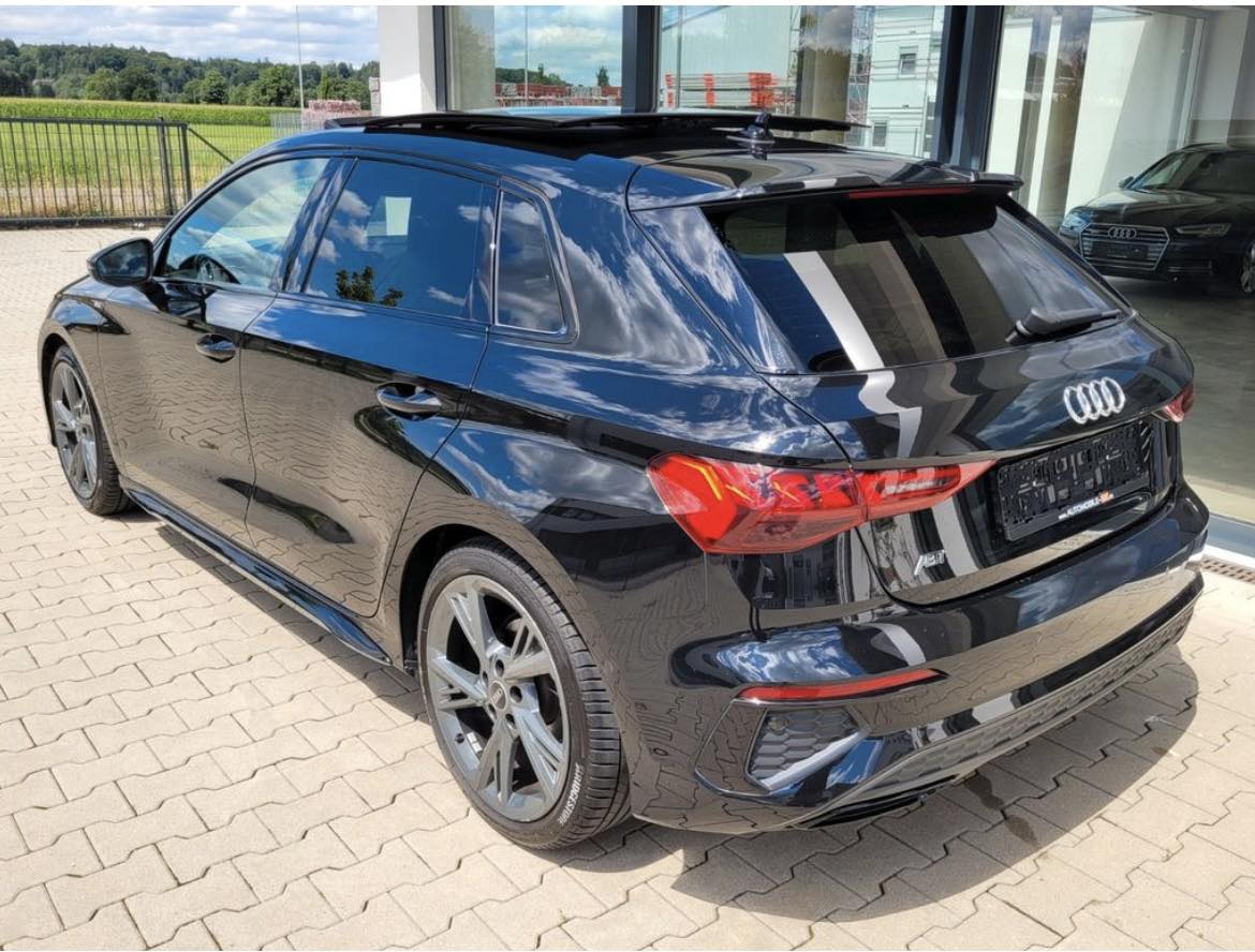 Audi A3 Sportback 35 TDI 2x S line Panorama 18" Black – Image 5