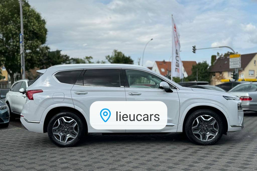 Hyundai Santa Fe Signature Plug-In Hybrid – Image 2