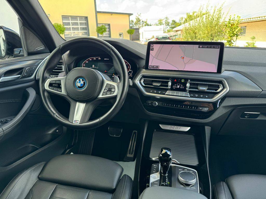 BMW X3 xDrive 30e M-SPORT – Image 2