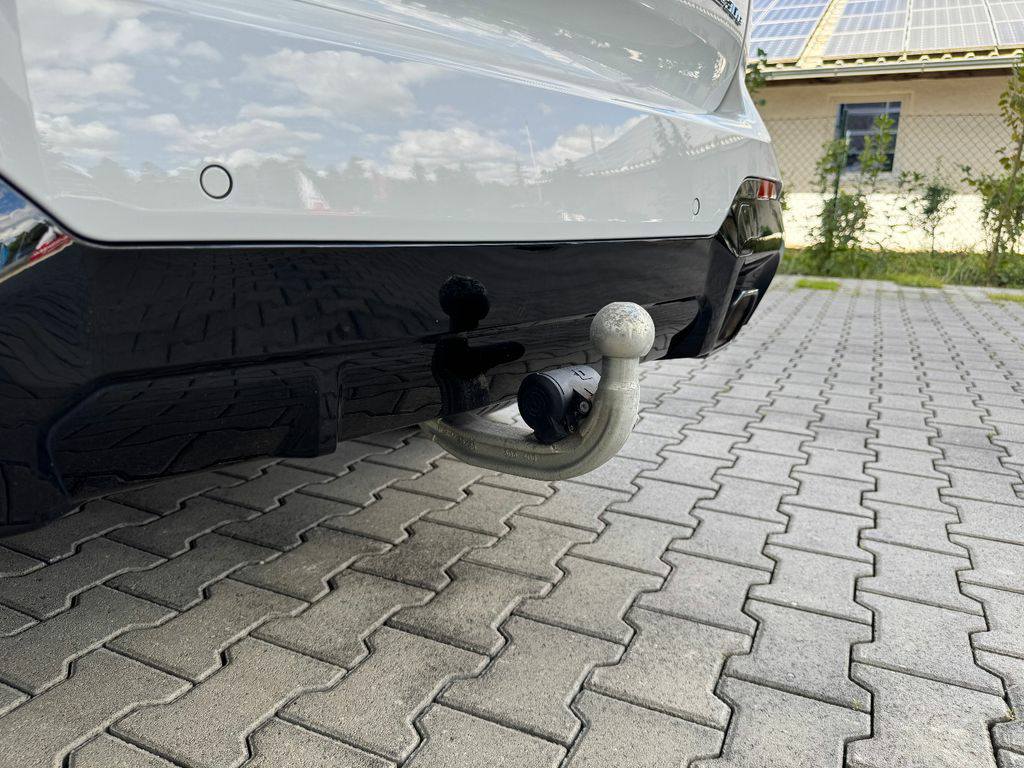 BMW X3 xDrive 30e M-SPORT – Image 8