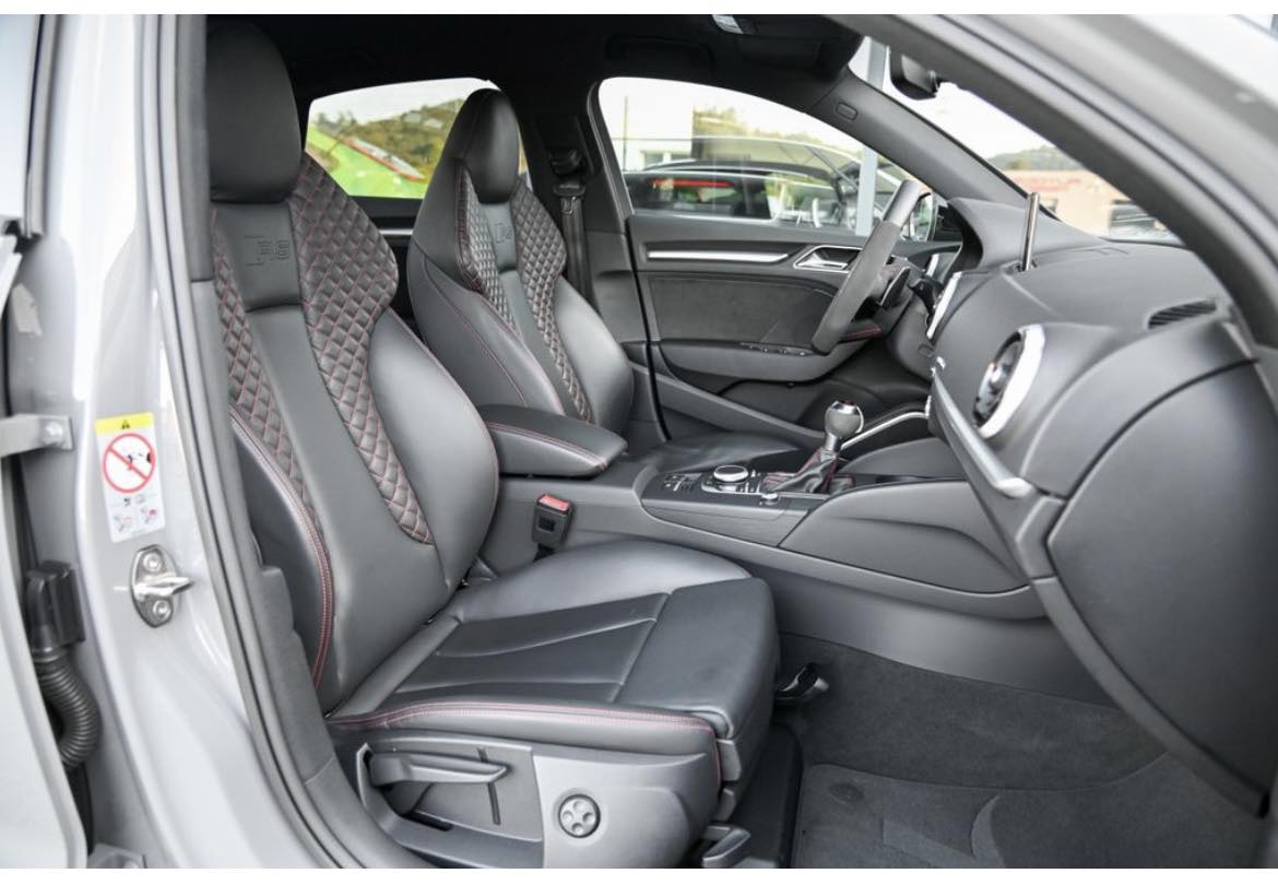Audi RS3 Limousine 2.5 TFSI RS-Sitze* 19" Sparco – Image 9
