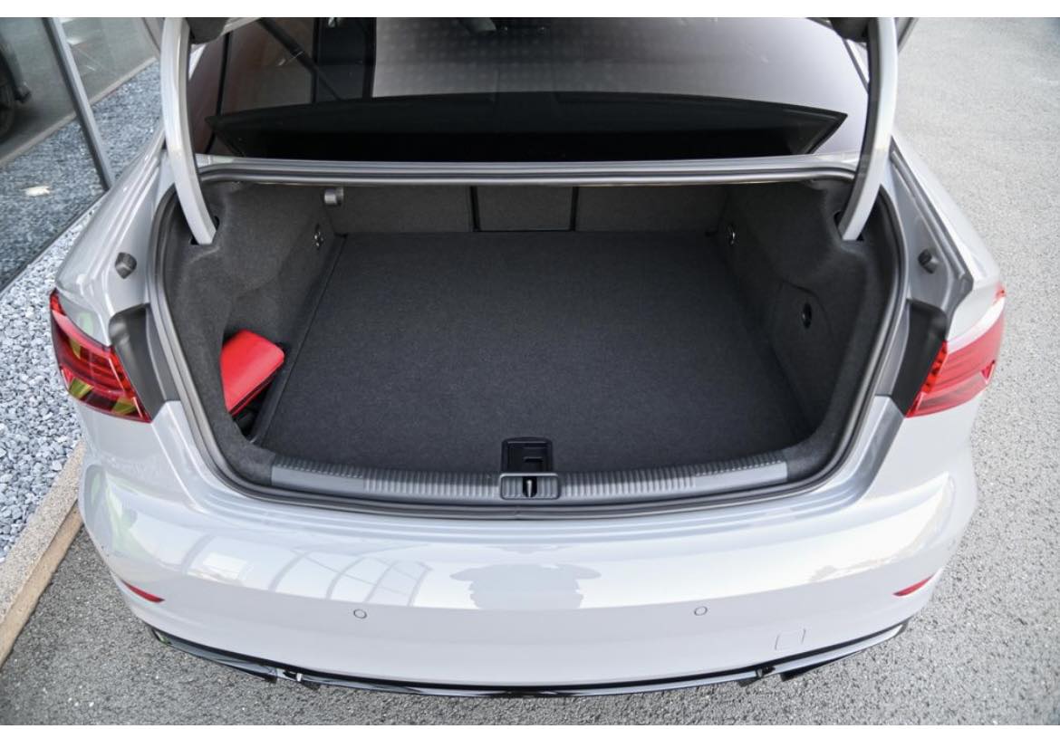 Audi RS3 Limousine 2.5 TFSI RS-Sitze* 19" Sparco – Image 8