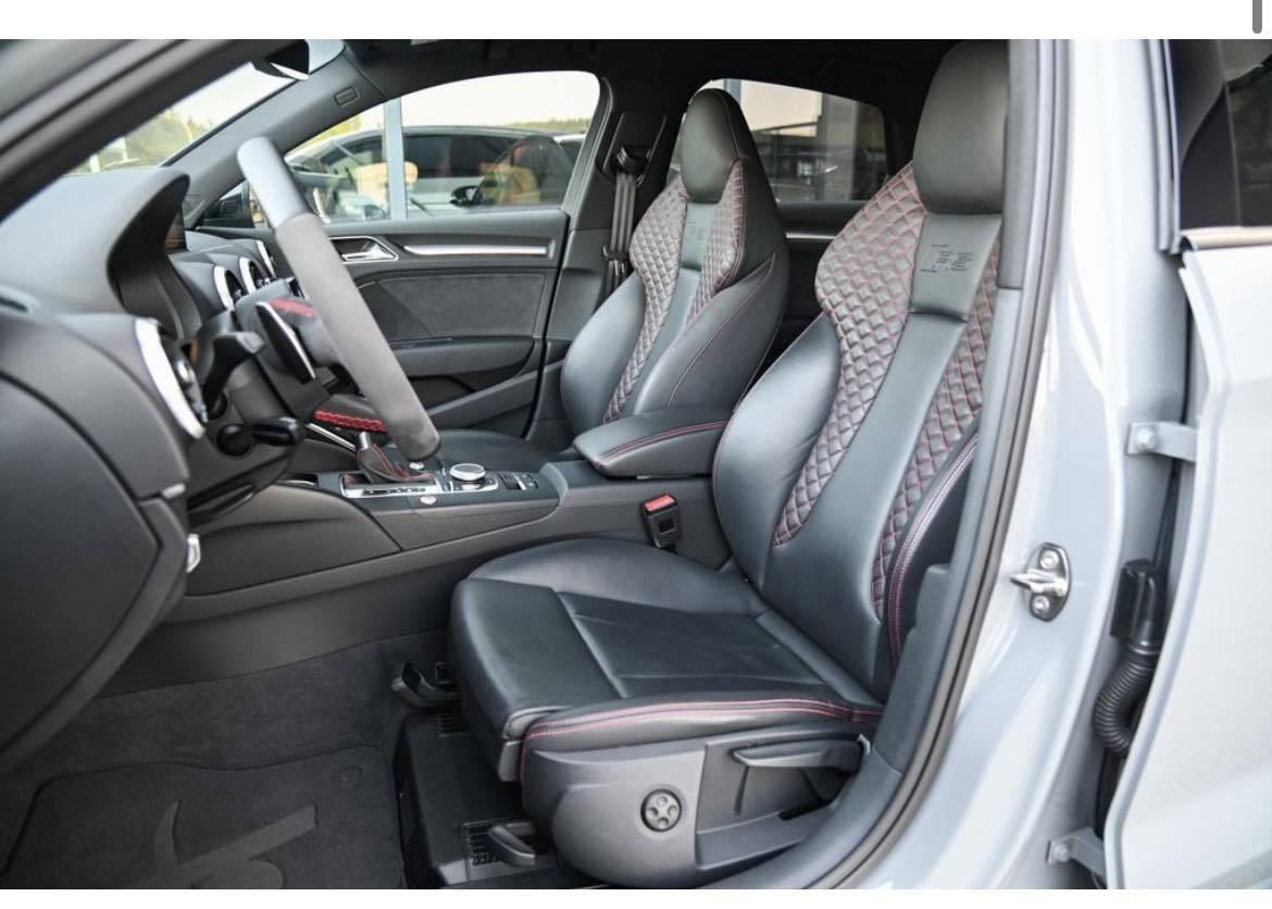 Audi RS3 Limousine 2.5 TFSI RS-Sitze* 19" Sparco – Image 2